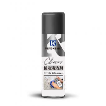 Pitch cleaner spray